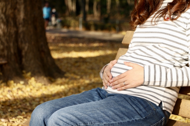 妊婦の女性